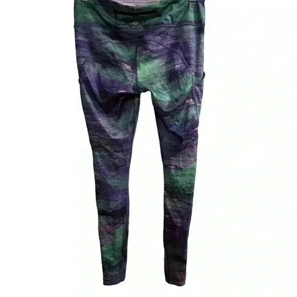 Lululemon Speed Tight IV. Color: rio nights multi Size 8. - Picture 3 of 10